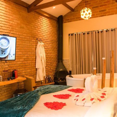 Mantiqueira Flat Aparthotel Santo Antonio do Pinhal Exterior photo